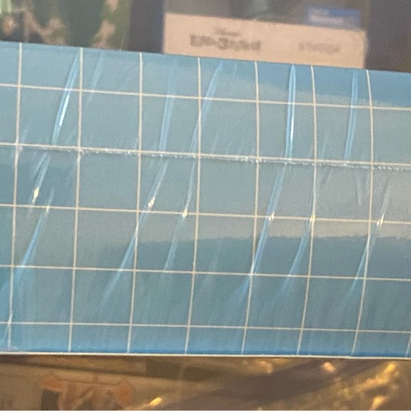 HELLO KITTY AND FRIENDS 24 DAY ADVENT CALENDAR NEW - Picture 5 of 7